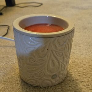 Cream Ceramic Candle Melter And Holder with Red Candle